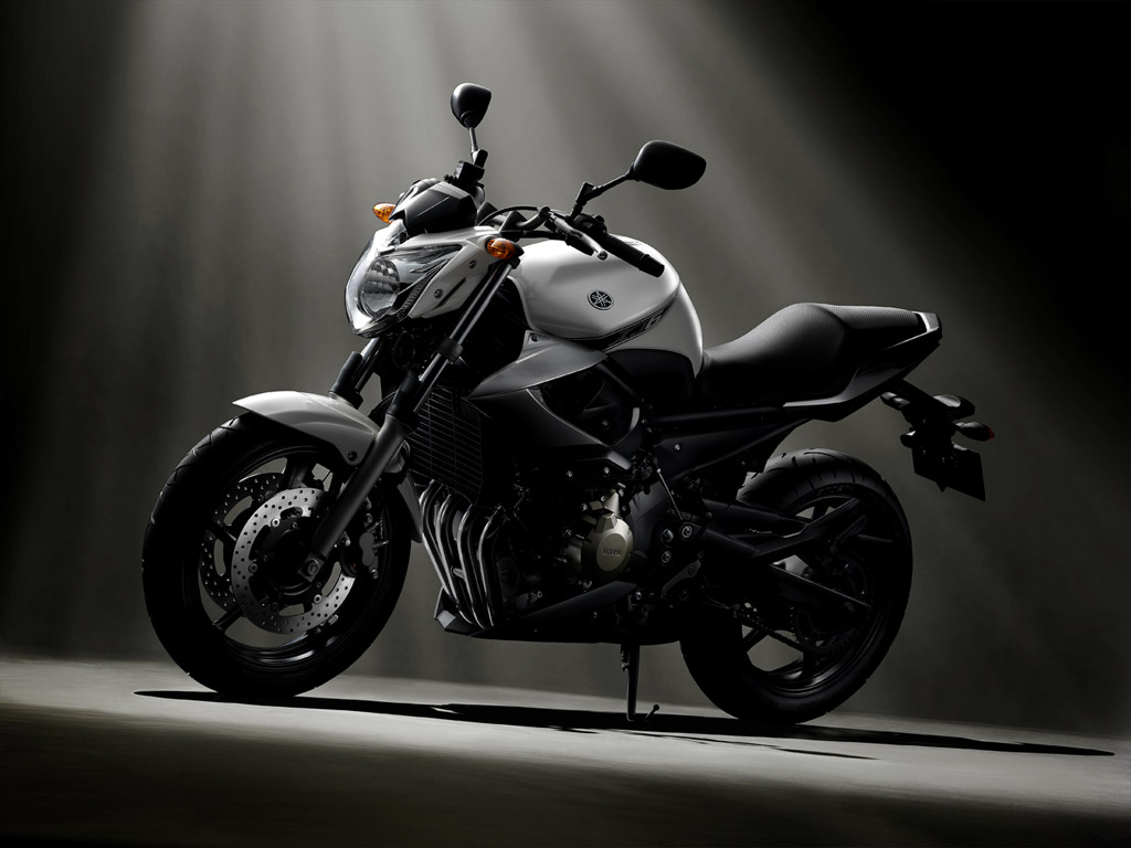 2009-XJ6-static-05_tcm26-280440.jpg